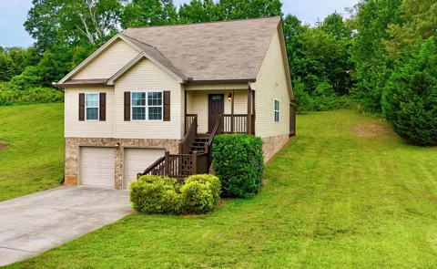123 Home Place Court SE