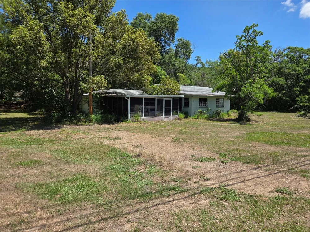 3810 E LUMSDEN ROAD Valrico, FL 33594