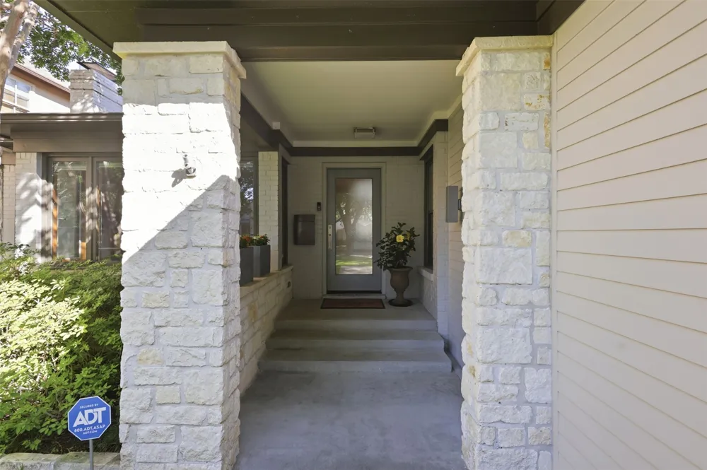 4329 Taos Road Dallas, TX 75209