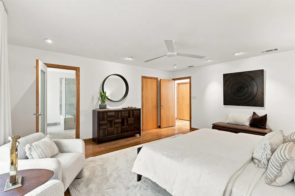 4329 Taos Road Dallas, TX 75209