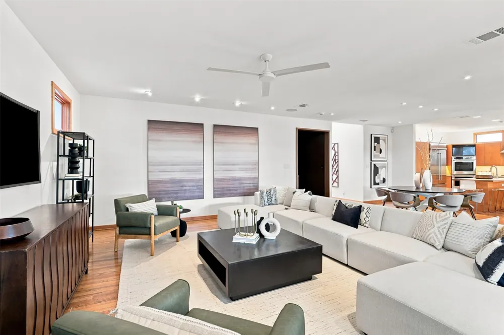 4329 Taos Road Dallas, TX 75209