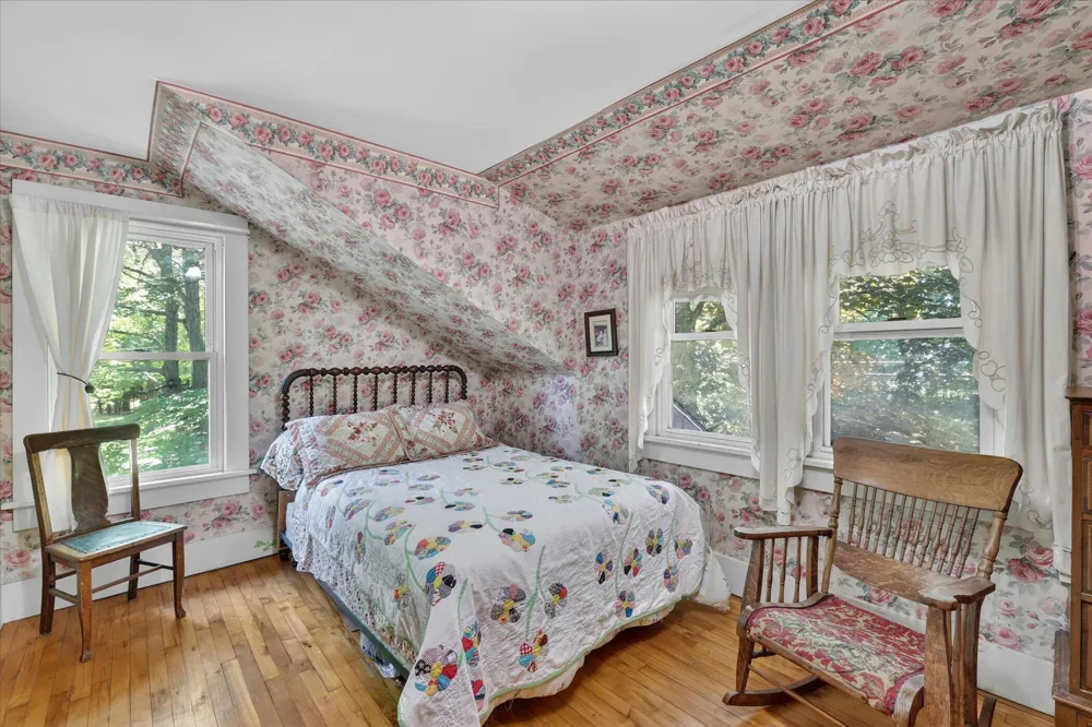 703 E Osterhout Avenue Portage, MI 49002