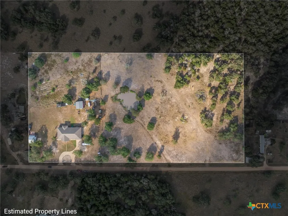 1102 Private Road 2332 Giddings, TX 78942