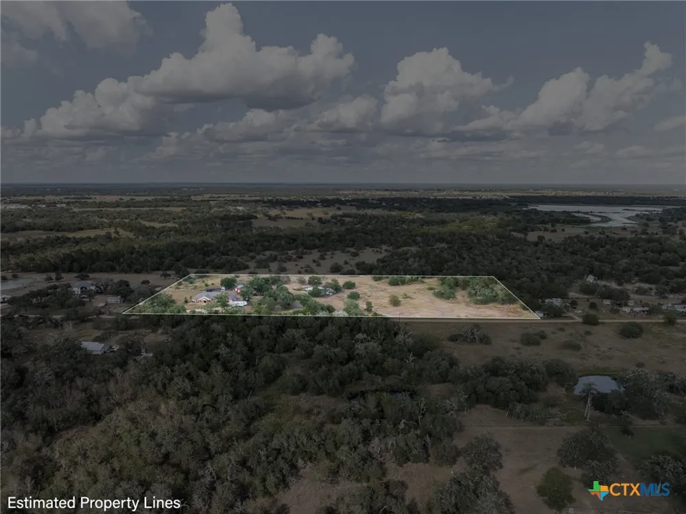 1102 Private Road 2332 Giddings, TX 78942