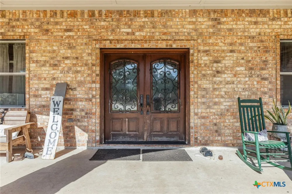 1102 Private Road 2332 Giddings, TX 78942