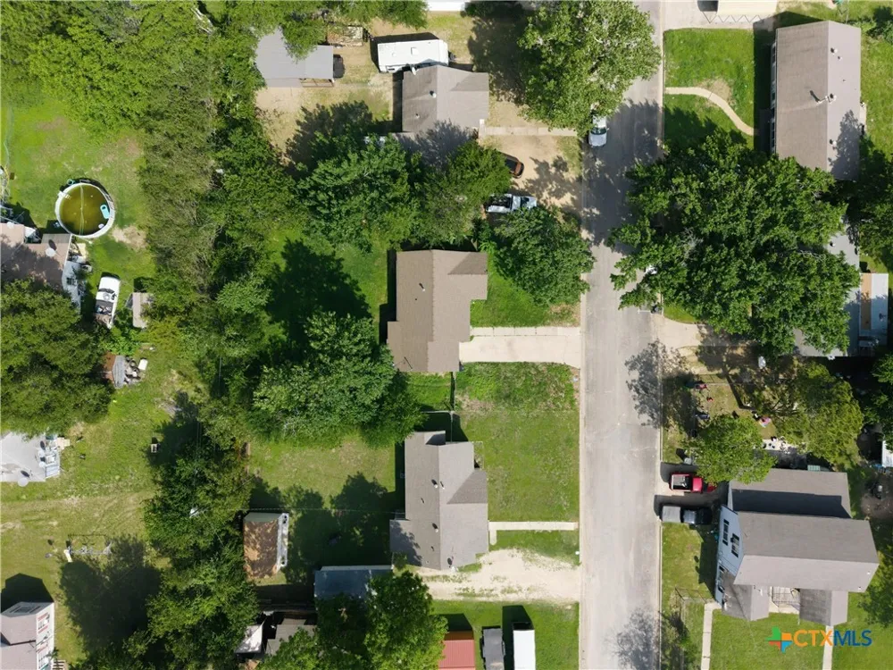 204 E 16th Street Cameron, TX 76520