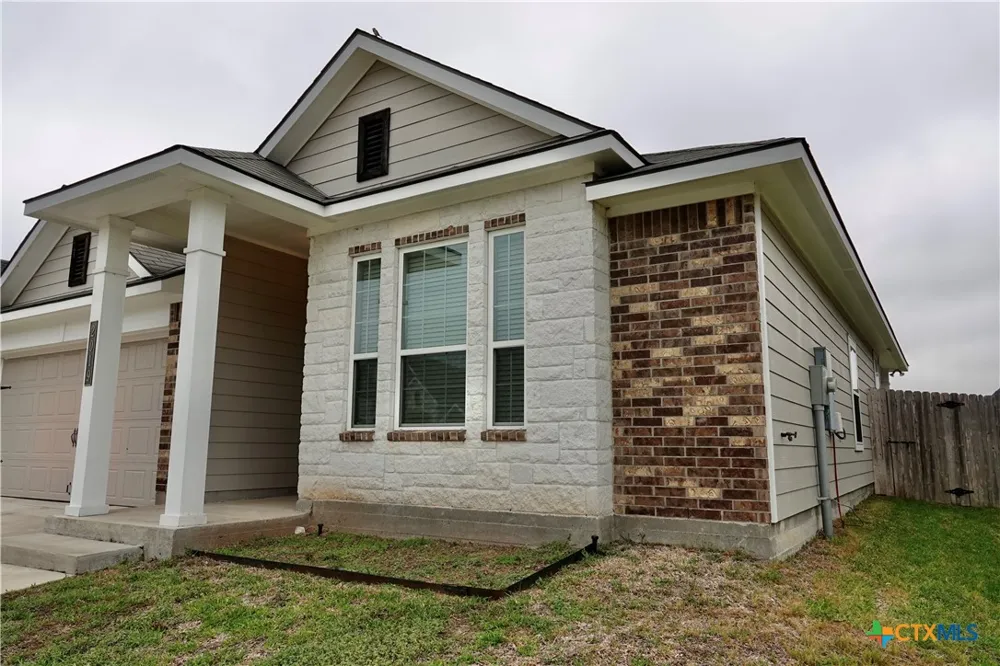 2019 Theresa Drive Bryan, TX 77807
