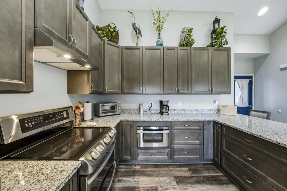 1971 Harbor Hills Dr Dandridge, TN 37725