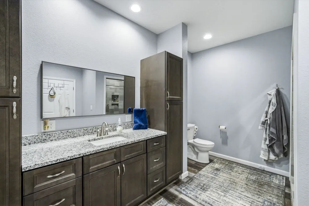 1971 Harbor Hills Dr Dandridge, TN 37725