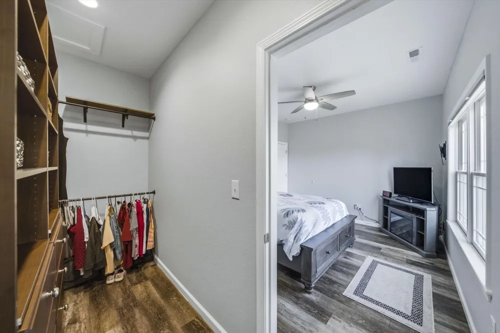 1971 Harbor Hills Dr Dandridge, TN 37725