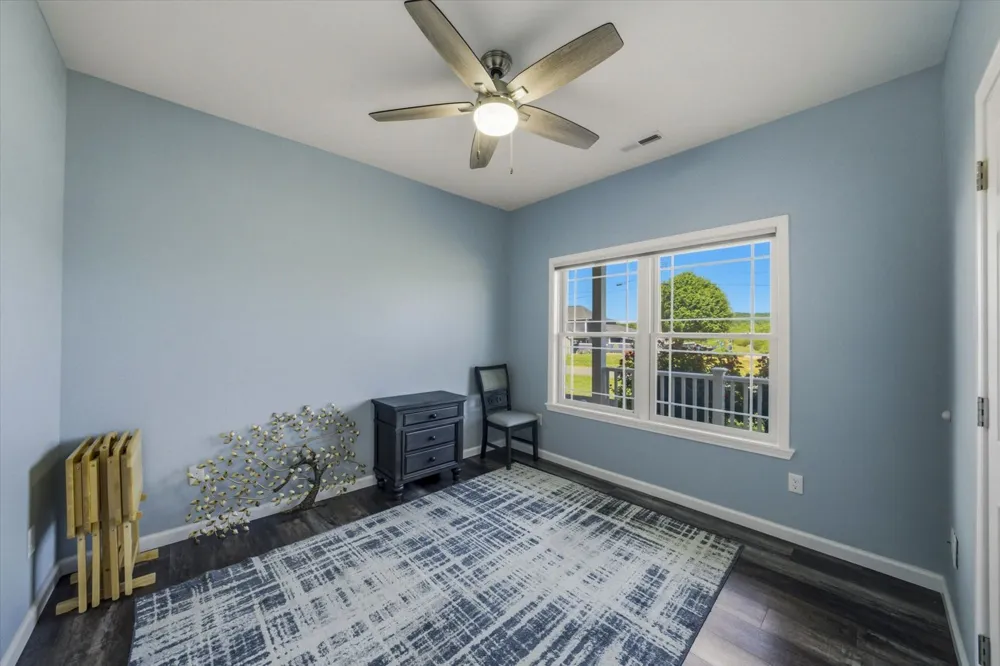 1971 Harbor Hills Dr Dandridge, TN 37725