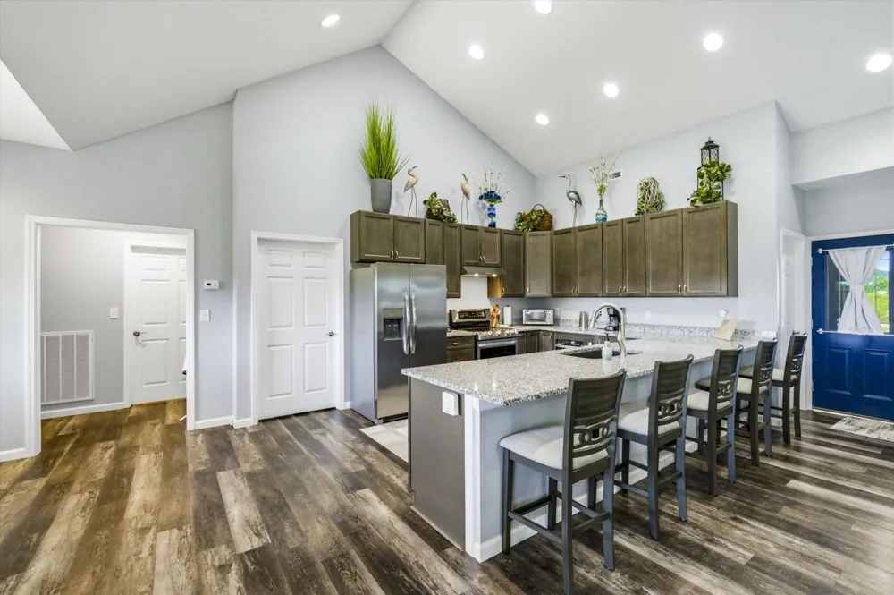 1971 Harbor Hills Dr Dandridge, TN 37725