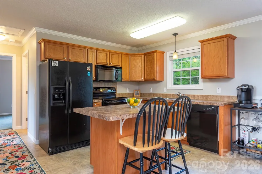 25 Inglescott Way Alexander, NC 28701