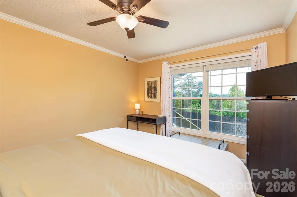 25 Inglescott Way Alexander, NC 28701