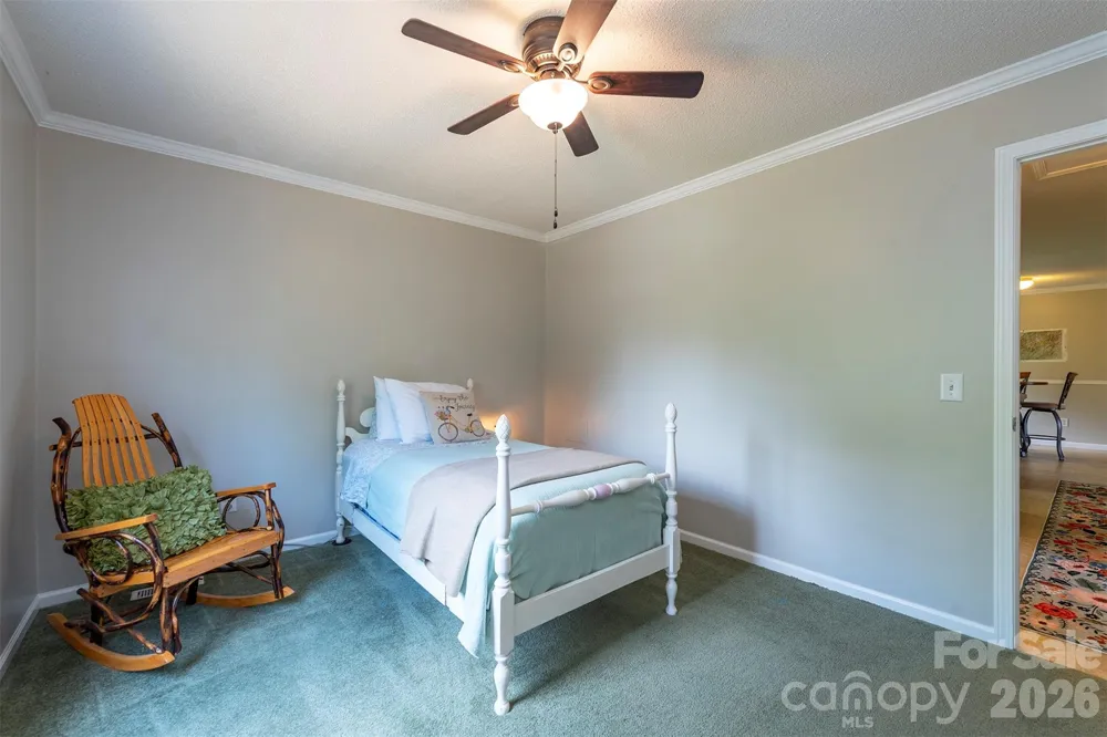 25 Inglescott Way Alexander, NC 28701