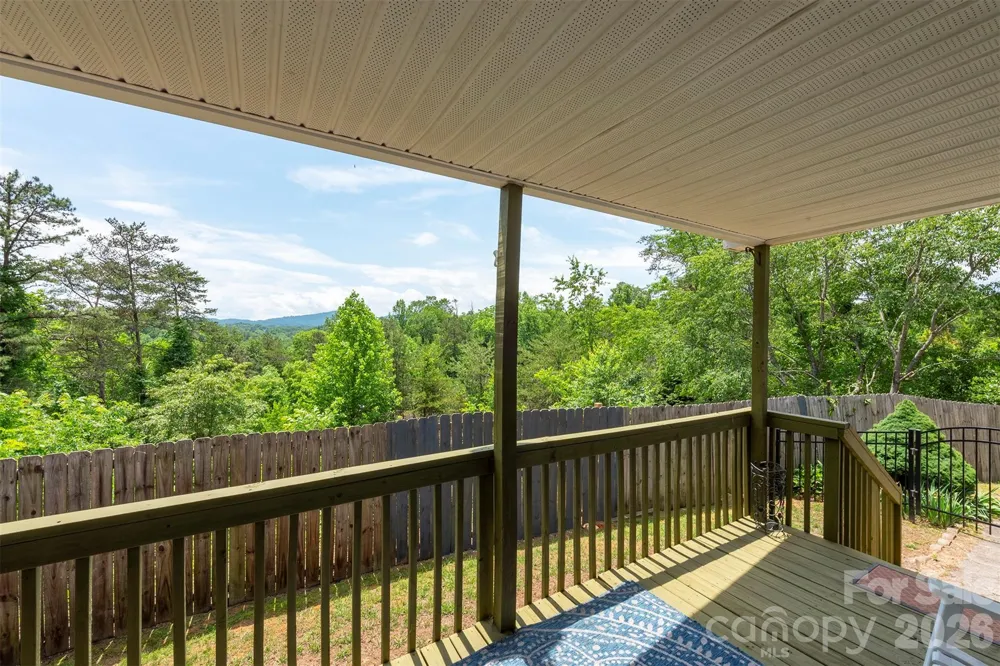 25 Inglescott Way Alexander, NC 28701