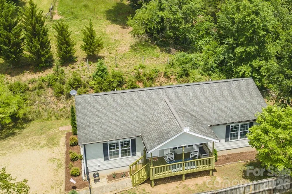 25 Inglescott Way Alexander, NC 28701