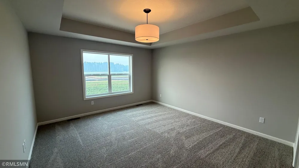 1667 Meadows Drive East Bethel, MN 55011
