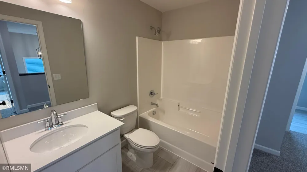 1667 Meadows Drive East Bethel, MN 55011