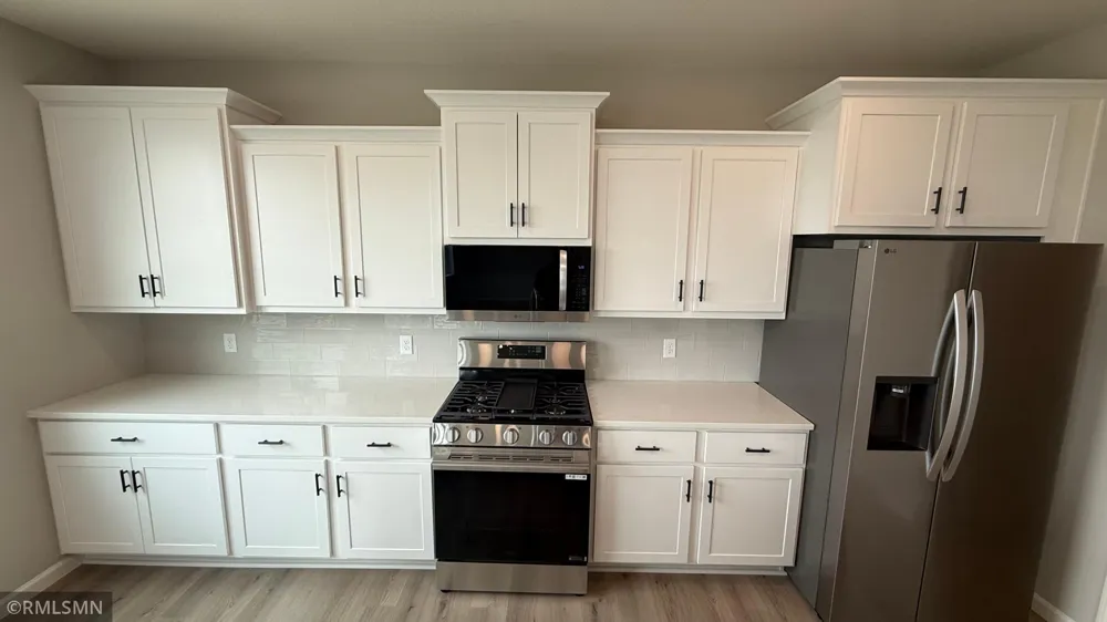 1667 Meadows Drive East Bethel, MN 55011