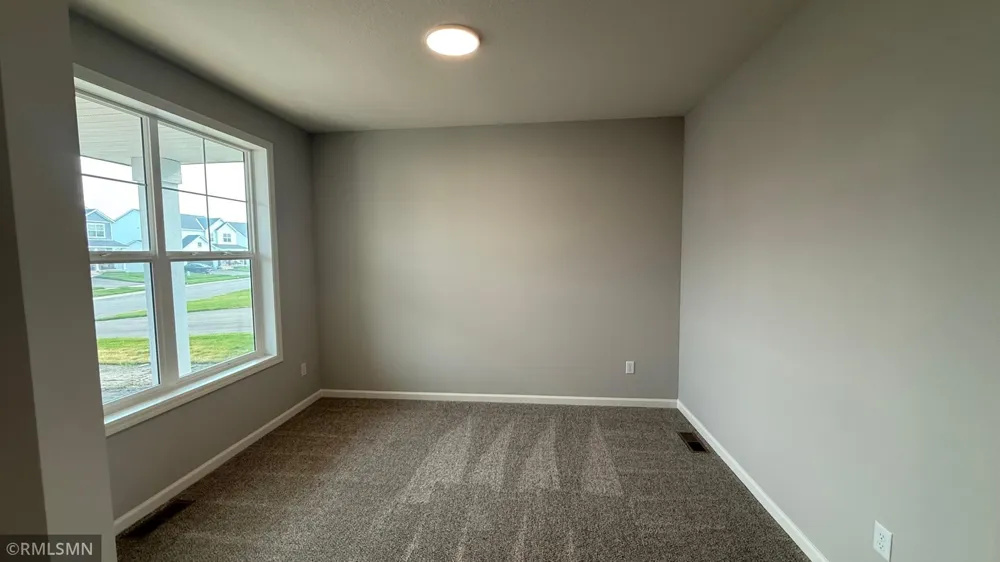 1667 Meadows Drive East Bethel, MN 55011