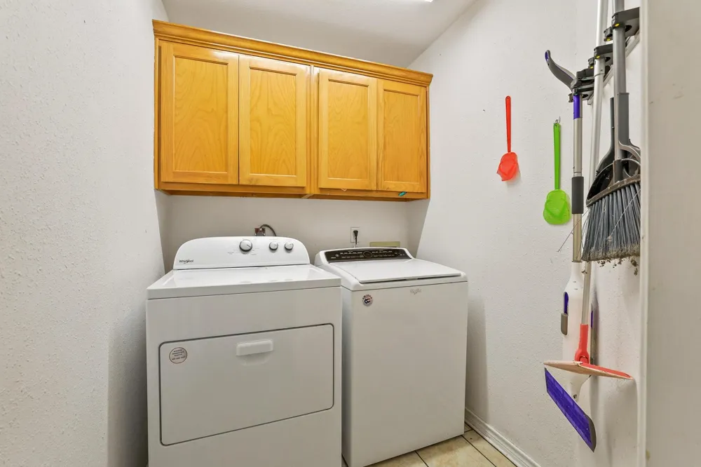 315 Preston Glen Gunter, TX 75058