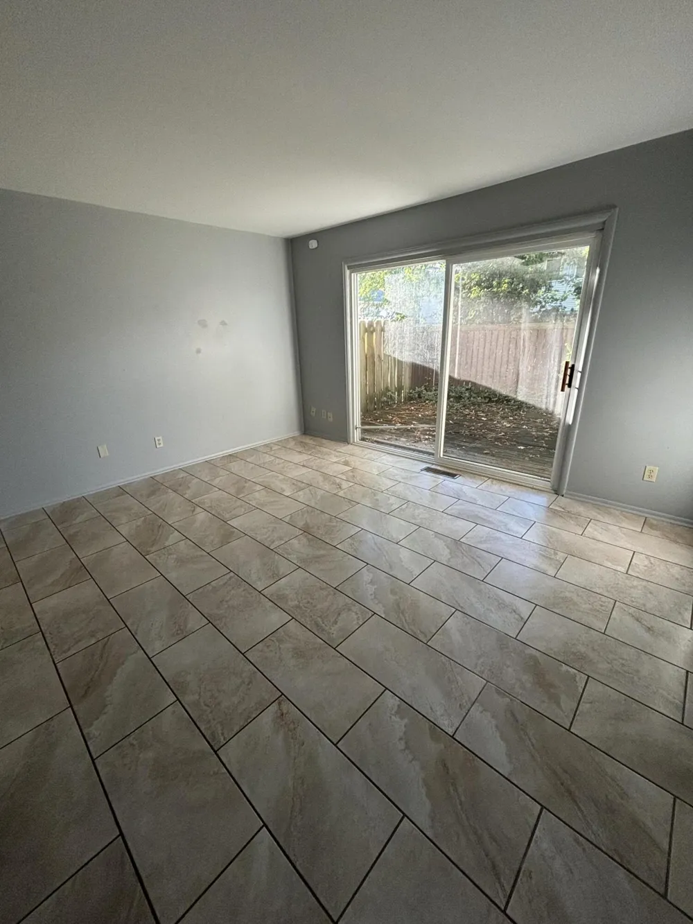 3647 Kenbrooke Court Kalamazoo, MI 49006