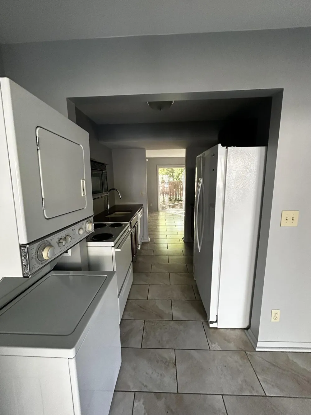 3647 Kenbrooke Court Kalamazoo, MI 49006