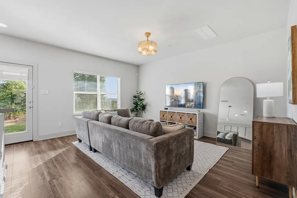 2260 Local Rebel Loop Leander, TX 78641