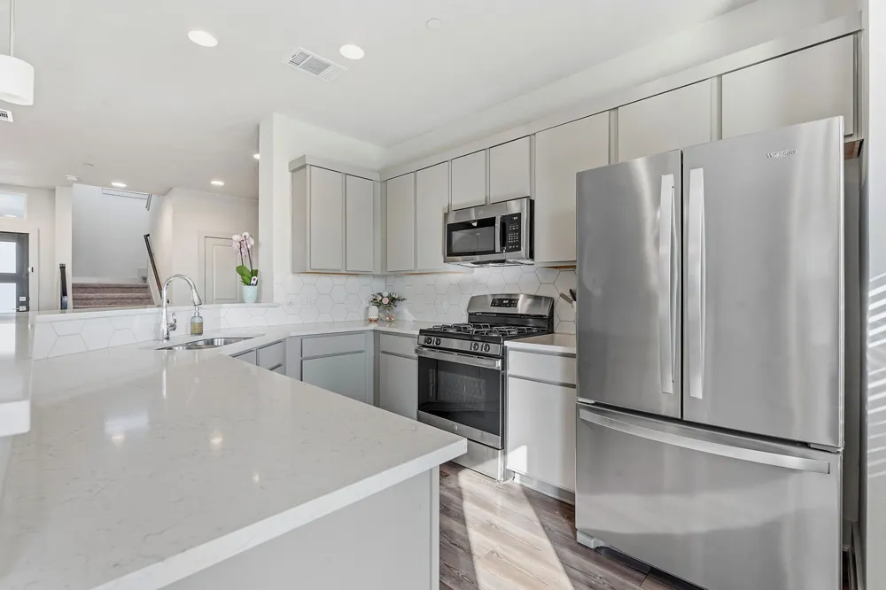 2260 Local Rebel Loop Leander, TX 78641