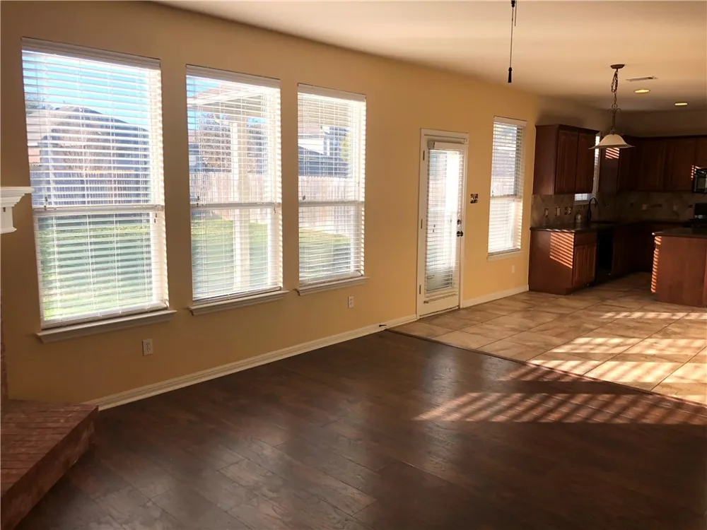 20625 Farm Pond Lane Pflugerville, TX 78660