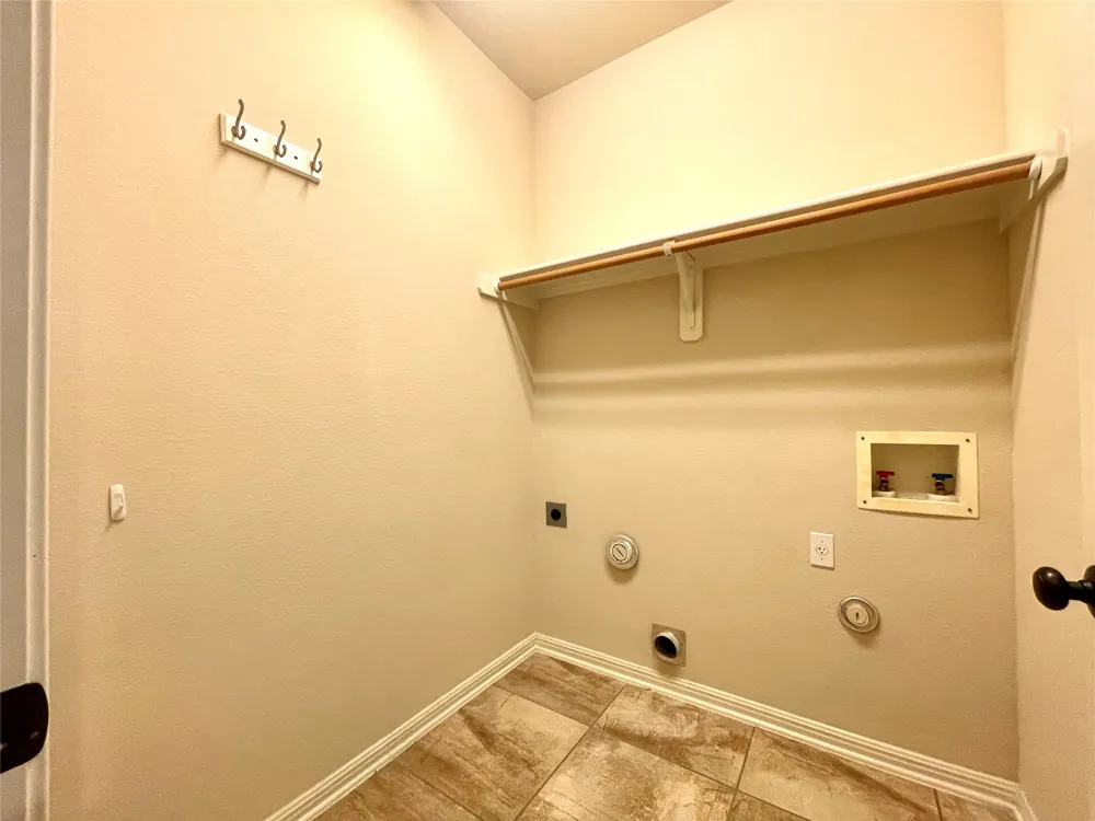 20625 Farm Pond Lane Pflugerville, TX 78660