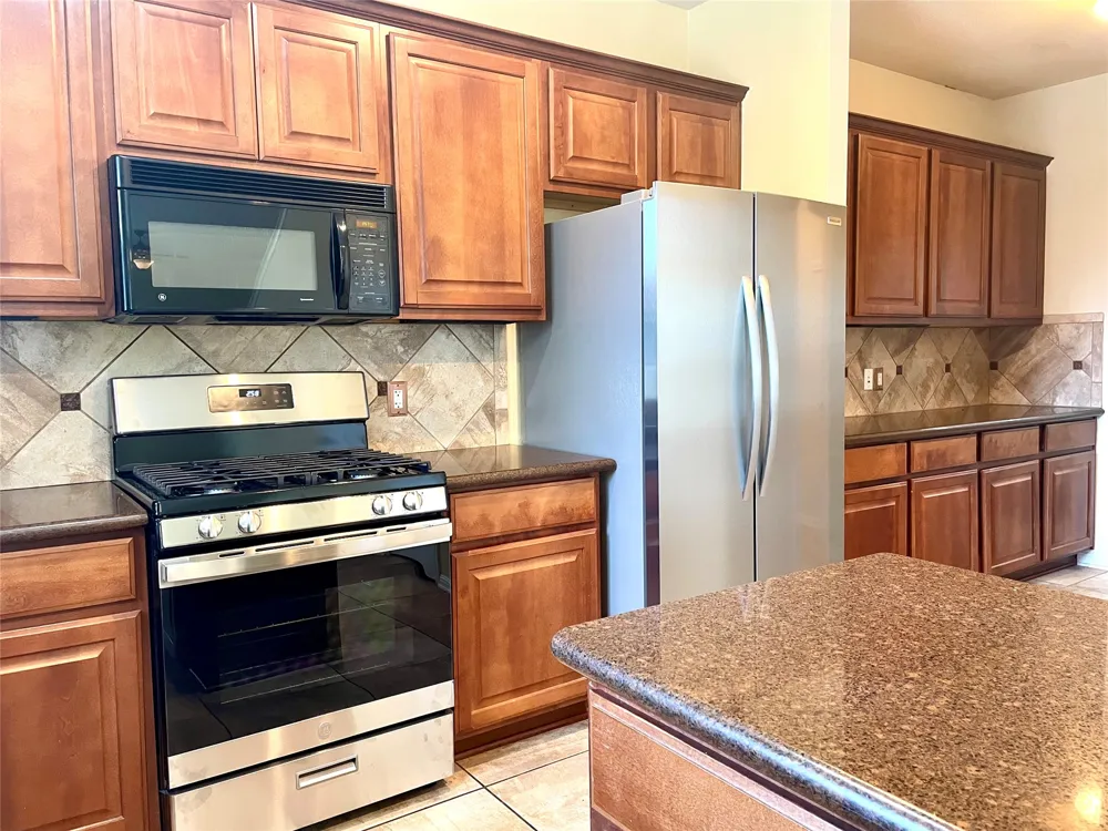 20625 Farm Pond Lane Pflugerville, TX 78660