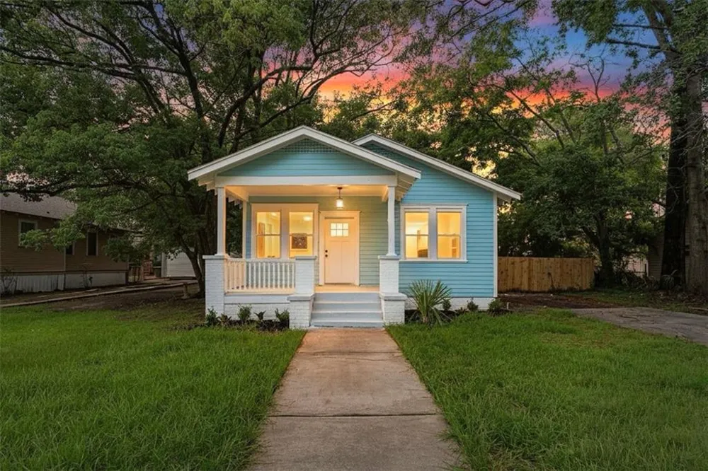 812 E 33rd Street Savannah, GA 31401