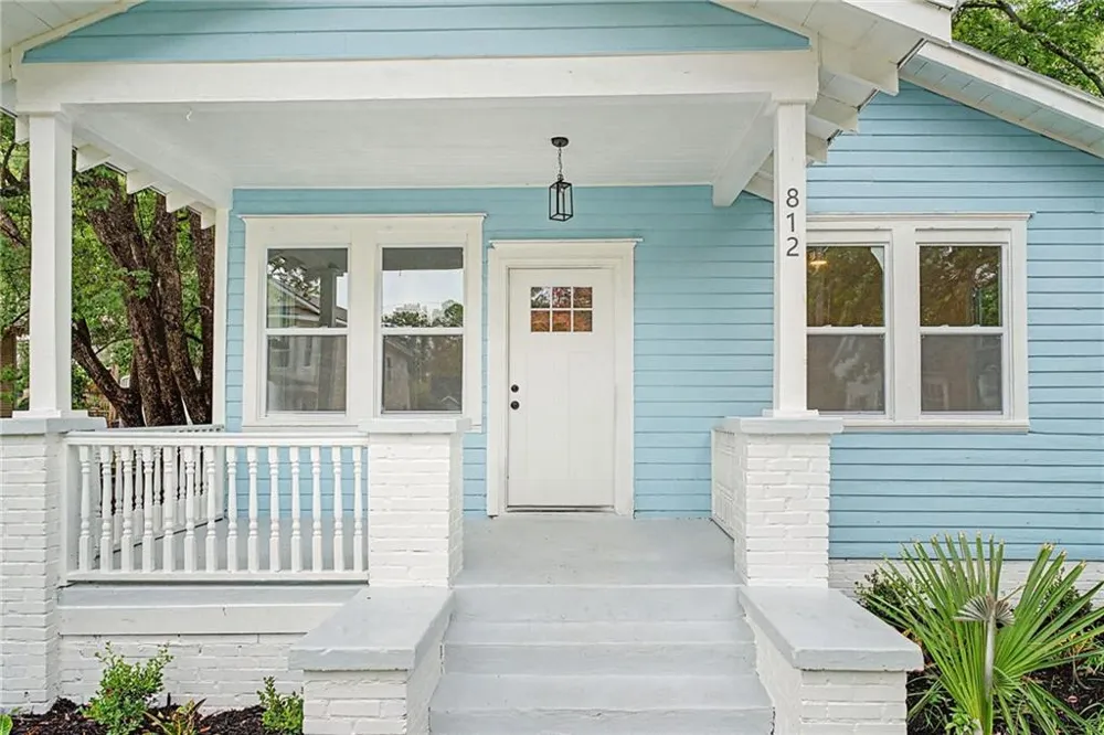 812 E 33rd Street Savannah, GA 31401