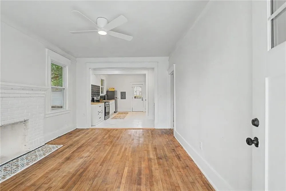 812 E 33rd Street Savannah, GA 31401