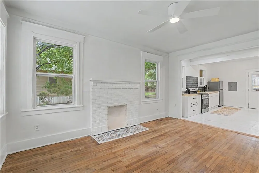812 E 33rd Street Savannah, GA 31401