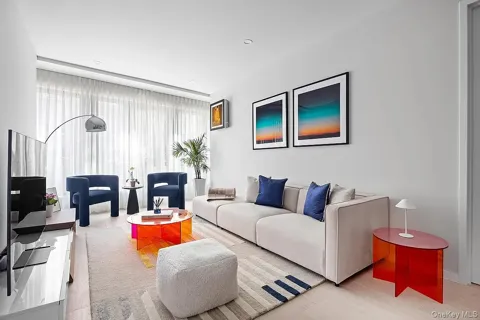 40-22 61st Street #2E