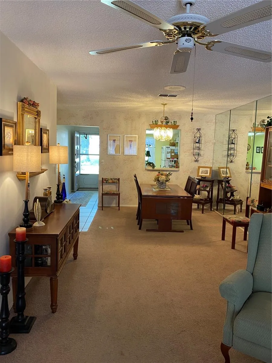 1059 DUNROBIN DRIVE #B Palm Harbor, FL 34684
