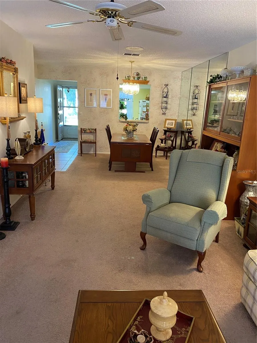 1059 DUNROBIN DRIVE #B Palm Harbor, FL 34684