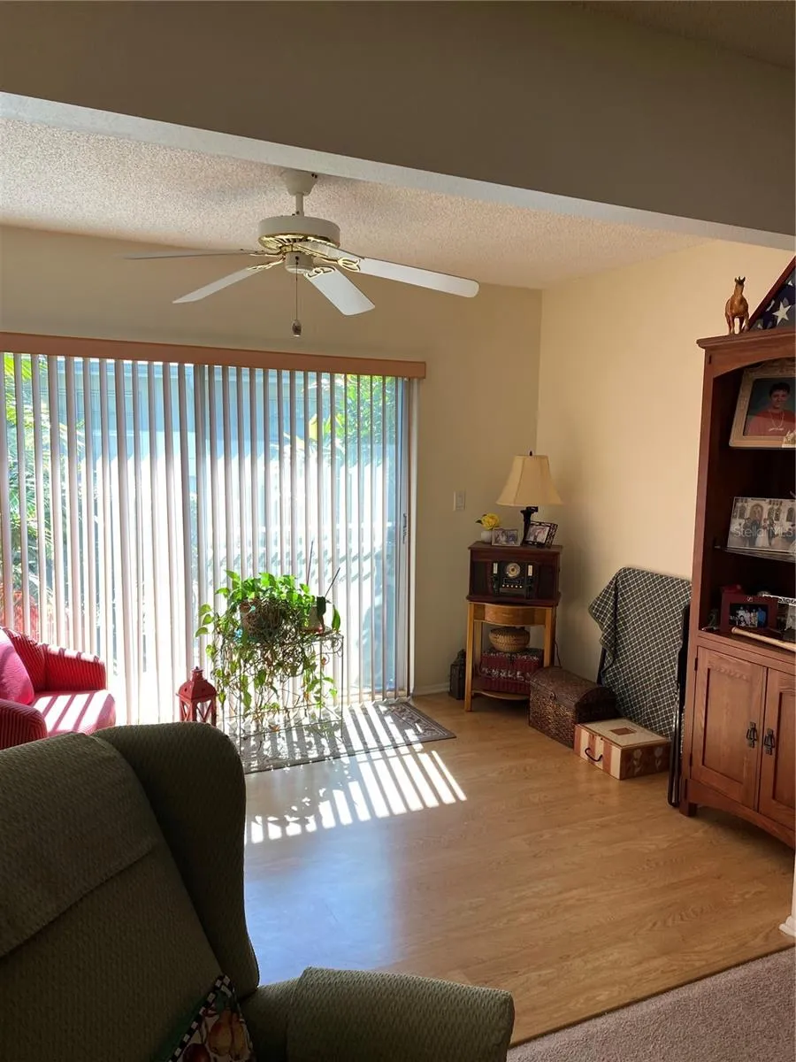 1059 DUNROBIN DRIVE #B Palm Harbor, FL 34684