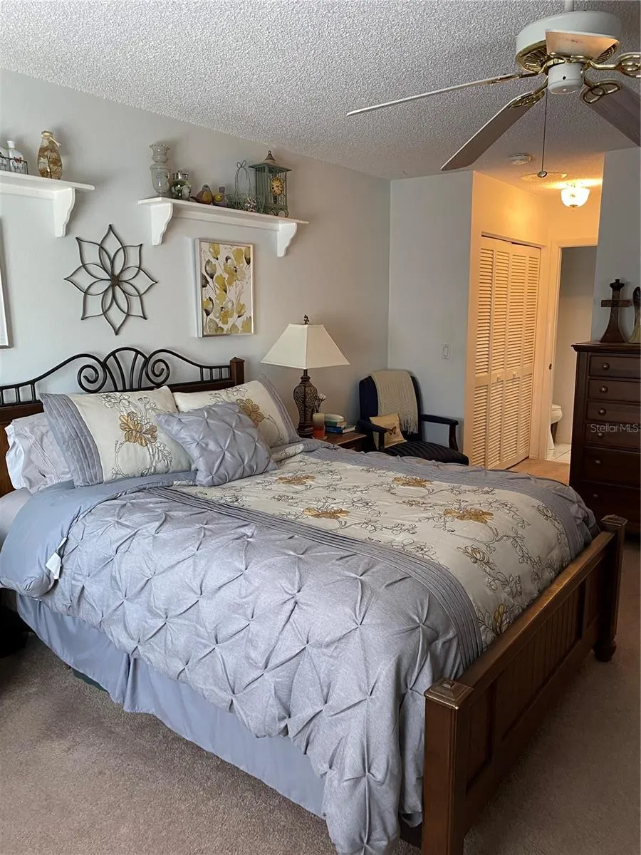 1059 DUNROBIN DRIVE #B Palm Harbor, FL 34684