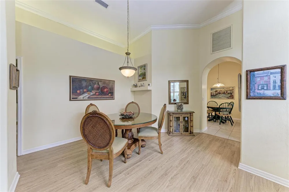 3883 ALAMANDA DRIVE Sarasota, FL 34238