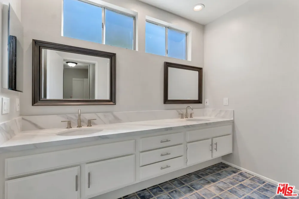 603 Racquet Club Lane Thousand Oaks, CA 91360