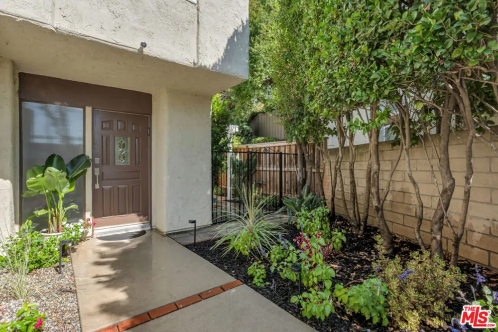 603 Racquet Club Lane Thousand Oaks, CA 91360