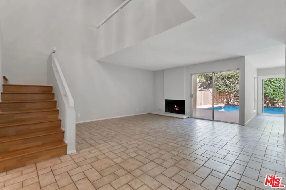 603 Racquet Club Lane Thousand Oaks, CA 91360