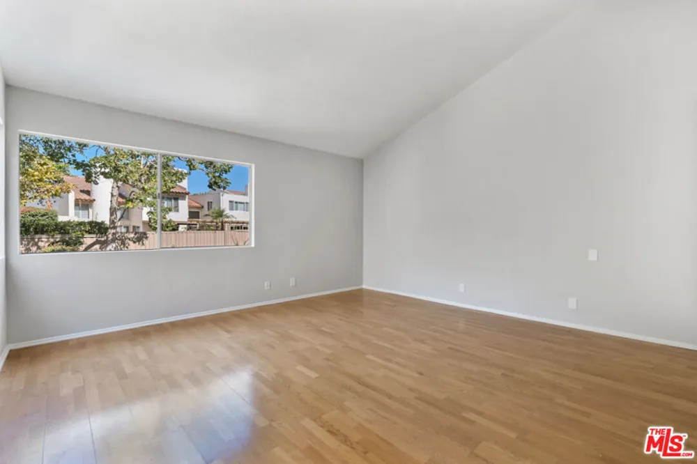 603 Racquet Club Lane Thousand Oaks, CA 91360