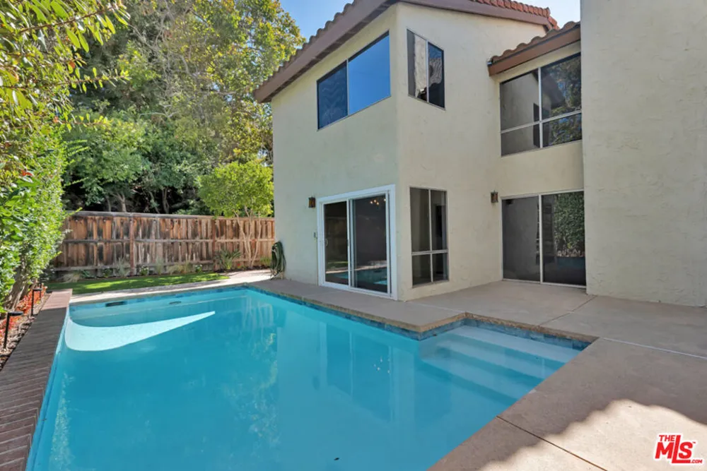 603 Racquet Club Lane Thousand Oaks, CA 91360