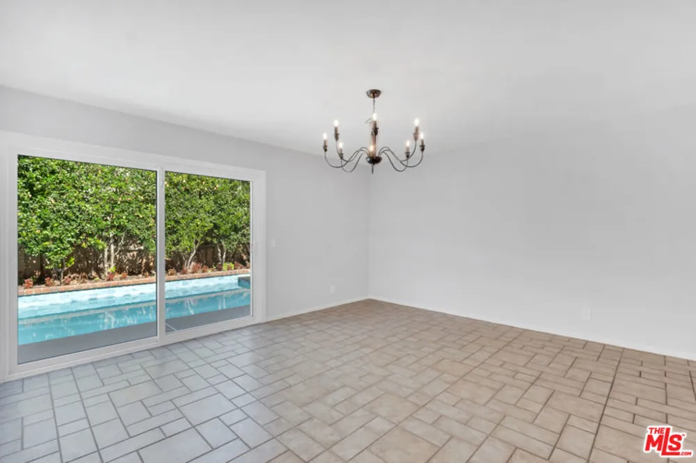 603 Racquet Club Lane Thousand Oaks, CA 91360