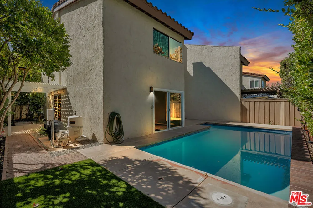 603 Racquet Club Lane Thousand Oaks, CA 91360